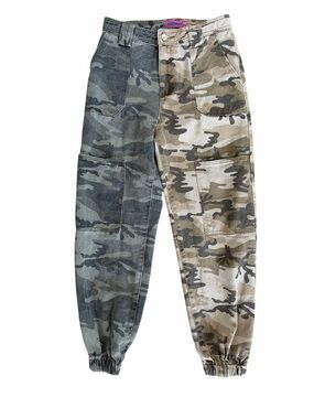 Edikted Two Tone Camo Joggers Small